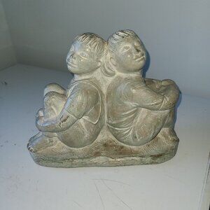 ISABEL BLOOM "FRIENDS" 2 GIRLS Seated - SISTERS. Isabelle retired 1997
